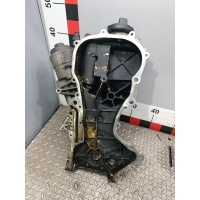 Крышка двигателя передняя Volkswagen Golf 2007 03C109211E