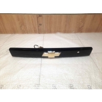 Накладка двери багажника Chevrolet Captiva C100 2006-2010	В 96830186