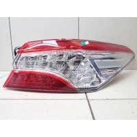 Фонарь задний наружный правый Toyota Camry V70 2017 8155033690