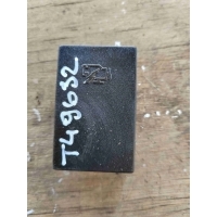 Заглушка Volkswagen Transporter T4 1998 701858225