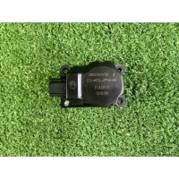 моторчик заслонки печки Maserati Quattroporte 5 M156 2007 85469400,85469800,85470100,85469900,85470000,85469700,85470300,85469600,85470400,85469500,85470200,068234703,EAB511