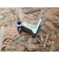 Петля двери Volkswagen Touareg 2 2013 8K0831401A