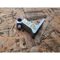 Петля двери Volkswagen Touareg 2 2013 8K0831401A