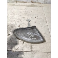 Поворотник правый Mazda 323 BA 1997