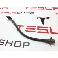 Шланг тормозной Tesla Model 3 2022 1044731-00-D