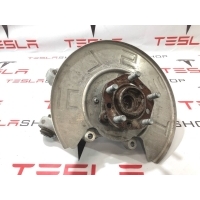Кулак задний левый Tesla Model 3 2022 1044411-00-F,1044665C