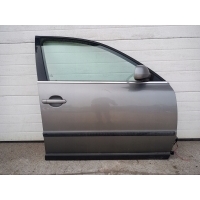 В сборе дверь передняя правое ld7w passat b5 fl
