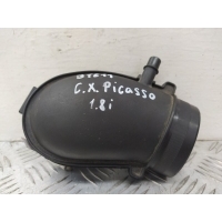 Патрубок воздушного фильтра Citroen Xsara Picasso 2004 9641733880