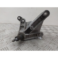 Кронштейн КПП Renault Logan (2007-2012) 2010 8200605732