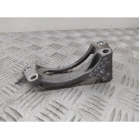 Кронштейн компрессора кондиционера Volkswagen Transporter 5 2004 070260885A