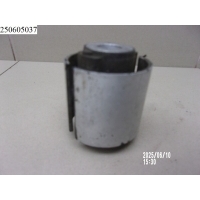 Сайлентблок задний рычага передней подвески Febi Transporter T4 1990-2003 Volkswagen 10852,1455503,701407140B,701407140C,7D0407140