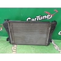 Интеркулер AUDI TT 8J 2007 1K0145803A