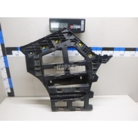 Кронштейн заднего бампера правый Hyundai-Kia G90 2016 86614D2500
