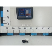 Болт Renault TRUCK T-Serie 2013 7403943347