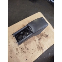 Подлокотник volvo s60 t5