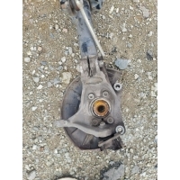 Кулак поворотный левый Volkswagen Passat 2009