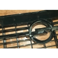Решетка opel kadett d 31_-34_ , 41_-44_ 90041925 1.3l gasoline 55kw 1980