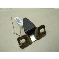 Ответная часть (скоба) замка двери Лев. Volkswagen Transporter T4 1997 701829733