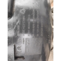 Подкрылок левый задняя citroen jumpy 9810967980a