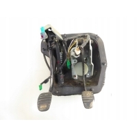 Педали тормоза сцепление opel vivaro а 93857572 8200513340