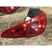 Фонарь задний правый Mitsubishi Colt 6 Z30 [2008-2012] рестайлинг MR957365