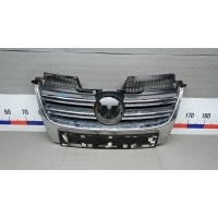 Решетка радиатора VOLKSWAGEN GOLF (2007) 2007