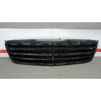 Решетка радиатора MERCEDES BENZ C-CLASS (рест: 2004-2007) 2004