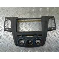 Рамка под магнитолу Toyota Hilux (2005-2015) Пикап 2011 554200K010