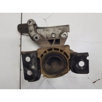 Опора двигателя правая Nissan Terrano III 2014- 112849073R