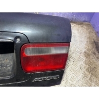 Фонарь крышки багажника правый Honda Accord 5 1996
