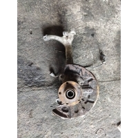 Кулак поворотный правый Audi A4 B7 2005