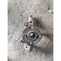 Кулак поворотный левый Toyota Corolla E120 2003