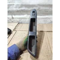Ручка внутренняя передняя правая Subaru Forester SG 2005