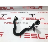 Патрубок радиатора Tesla Model 3 2022 1077594-00-C