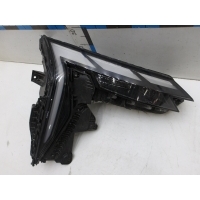 Фара правая Geely Atlas 2023- 7051052300