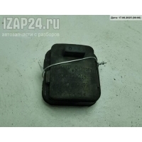 Кронштейн радиатора Volkswagen Passat B5 1998 8d0121276