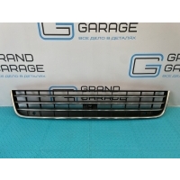 Решетка в бампер Volkswagen Touareg 7P5 2012 7P6853677A, 7P6853671E