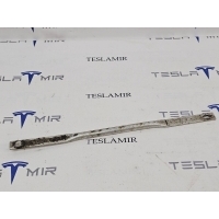 Усилитель бампера переднего Tesla Model S 2018 1038910-00