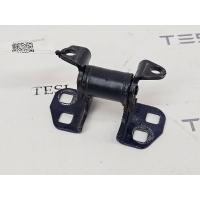 Петля двери задней верхняя Tesla Model S 2018 6009555-00