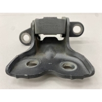 Петля двери передней правой нижняя Toyota Toyota Avensis (T250) 2003-2009 687300D010, 6873052010