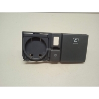 Пепельница Mercedes Benz Vito (638) (1996 - 2003) 6388130302