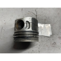 Поршень Volkswagen Passat B5 1999