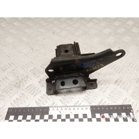 Подушка крепления двигателя Toyota RAV4 2 (XA20) 2003 1237227050,1237228030