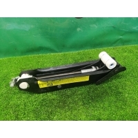 Домкрат AUDI TT 8J 2007 8J0011031