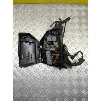 Блок предохранителей Land Rover Freelander II (2006-2014) 2011 LR000530
