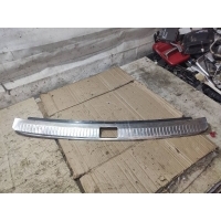 Накладка замка багажника Mercedes C W203 2002