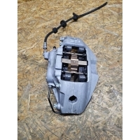 Суппорт передний правый BMW 7 G70 2024 6899112,8846936