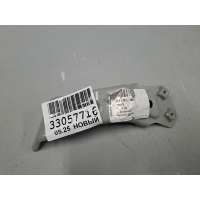 Кронштейн переднего крыла правый Volkswagen Jetta A6 2010-2018 5C6821136