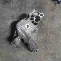 Кронштейн двигателя Skoda Octavia A4(1997-2004) 2004 038199207k