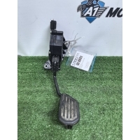 педаль газа Toyota Vitz NSP130 2010 7811052033